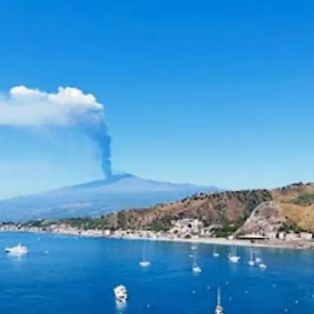 Appartamento Casa La Mora Giardini Naxos